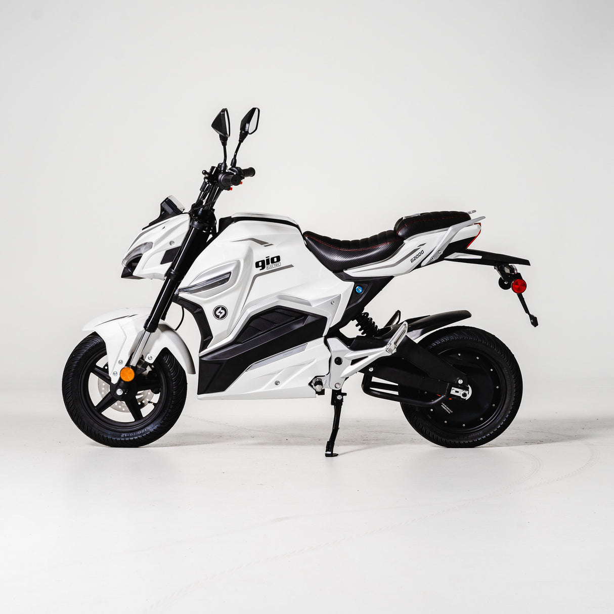 GIO Electric G2000 2000w Electric Motorcycle