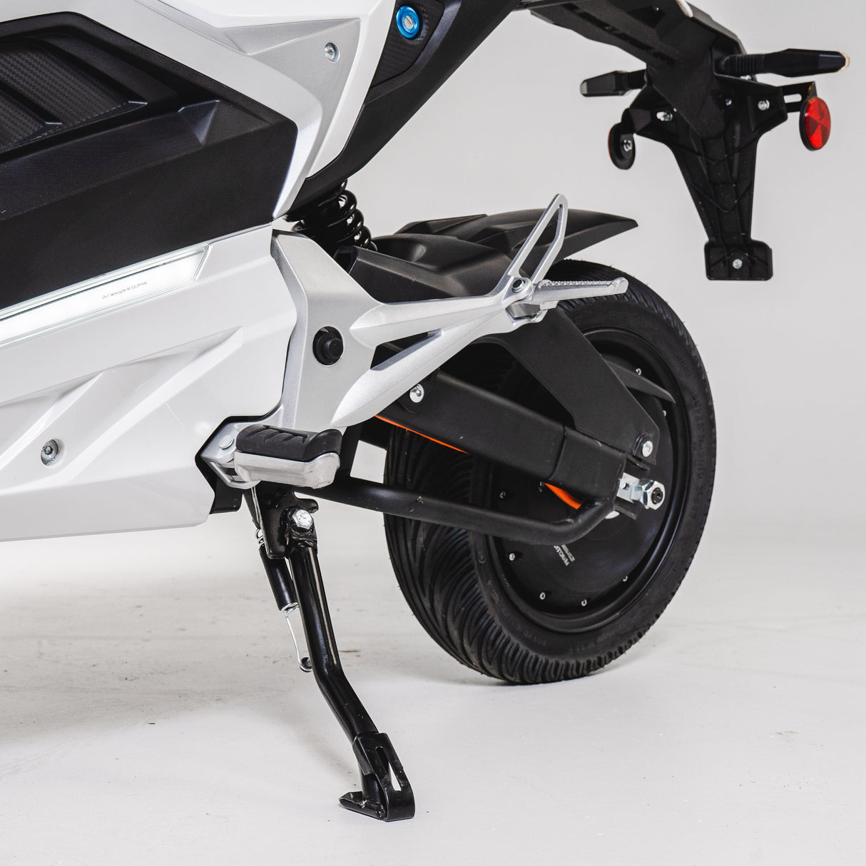 GIO Electric G2000 2000w Electric Motorcycle