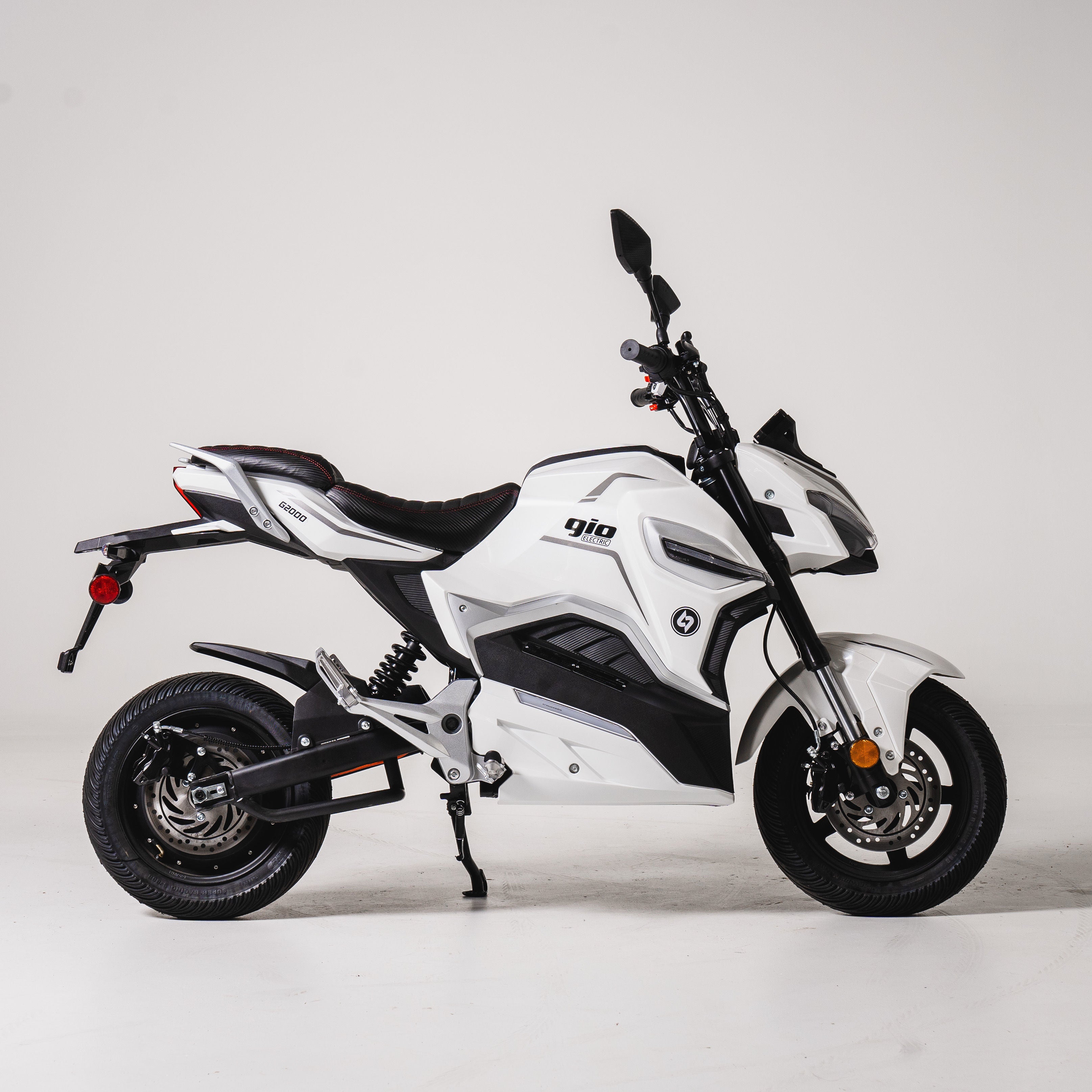 GIO Electric G2000 2000w Electric Motorcycle – E-Wheel Warehouse