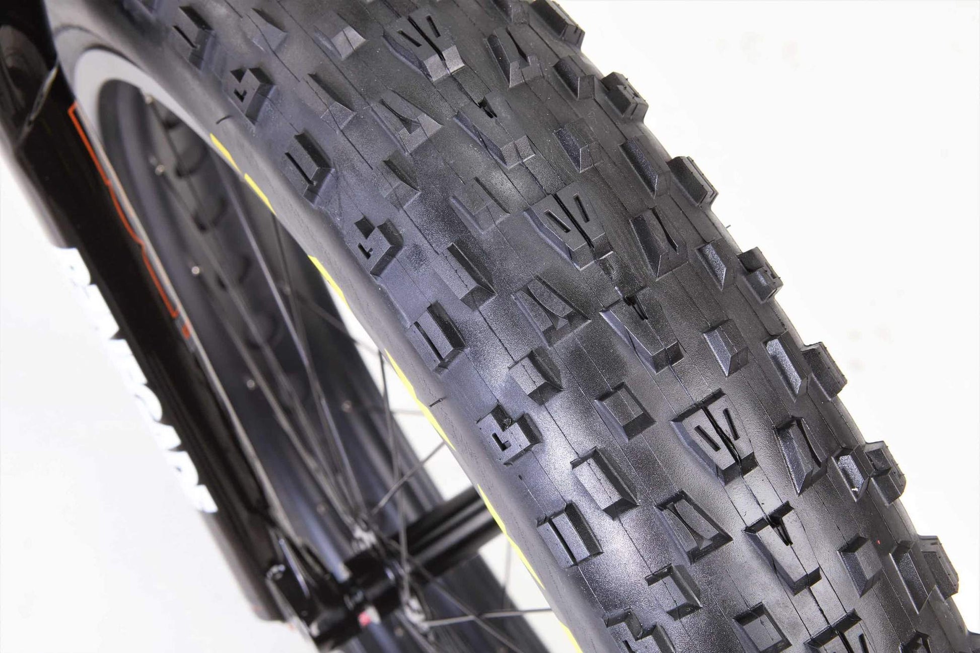 Bikonit Warthog MD 1000 Electric Hunting Bike - E-Wheel Warehouse